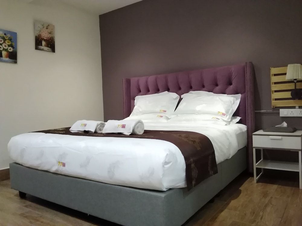 undefined 77 Boutique Hotel 7