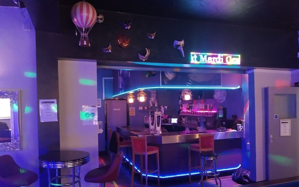 undefined Mardi Gras Hotel 7