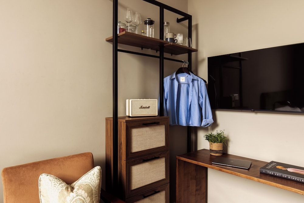 Native Hyde Park Double Room 4