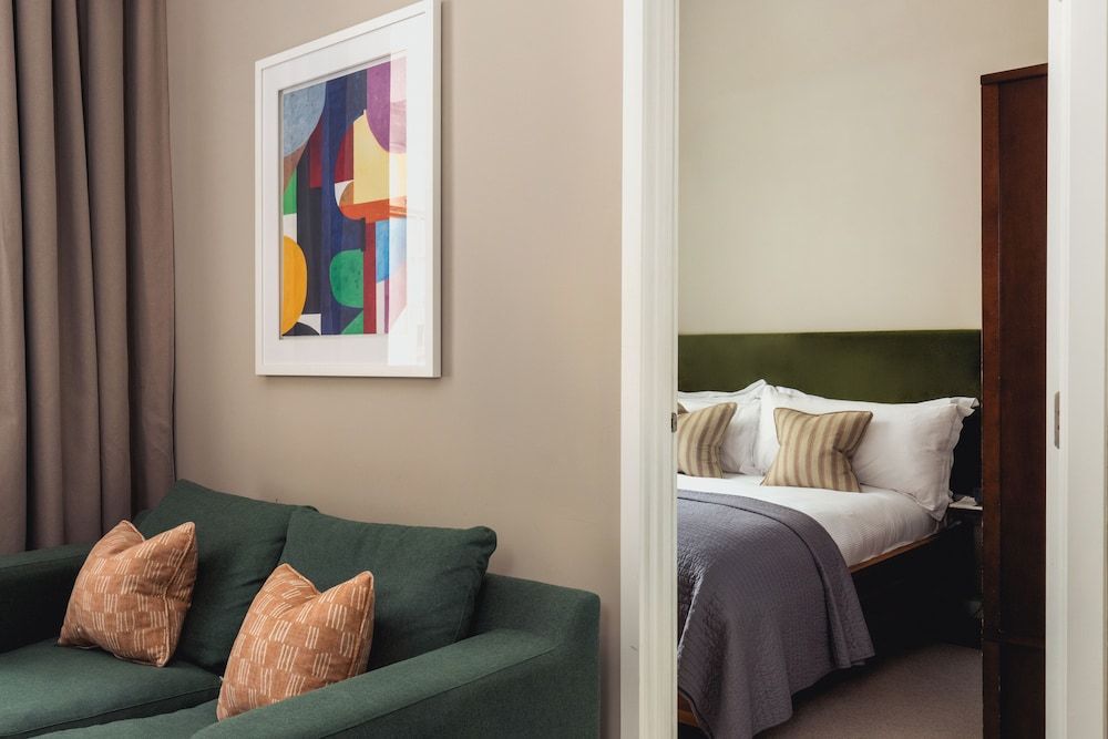 undefined Native Hyde Park 8