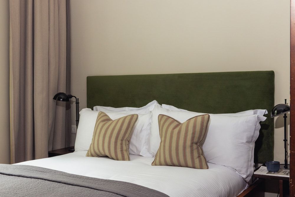 undefined Native Hyde Park 7