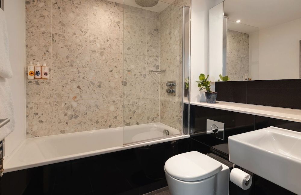 undefined Native Hyde Park 9