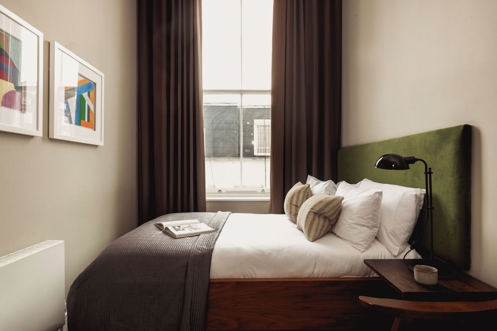 Native Hyde Park Double Room 2