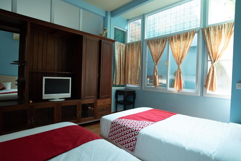 Deluxe Twin Room, Pool Access