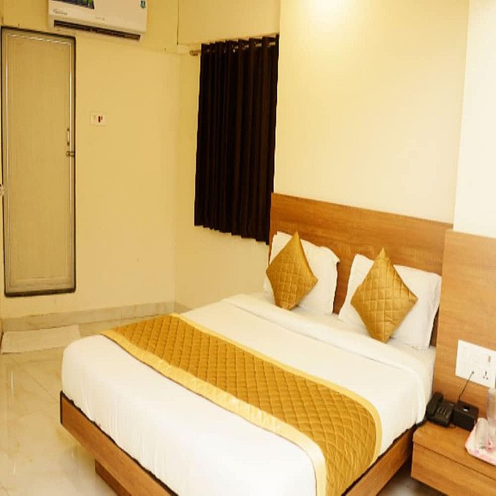 Hotel Ashyana-Grant Road Mumbai Deluxe Double Room 12