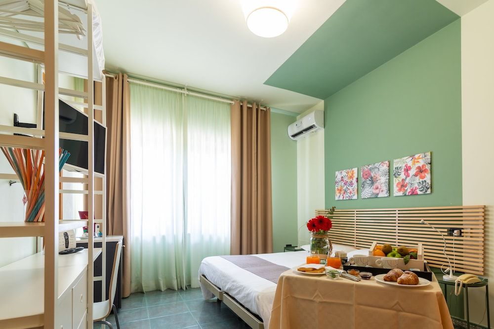 Villa Maria Family Room 2