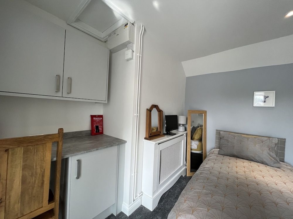 The Ship Inn Twin Room (Severn) 6