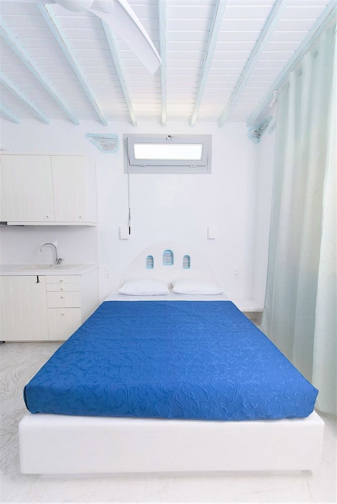 Melesios Mykonos Town Studios Boat Studio 3