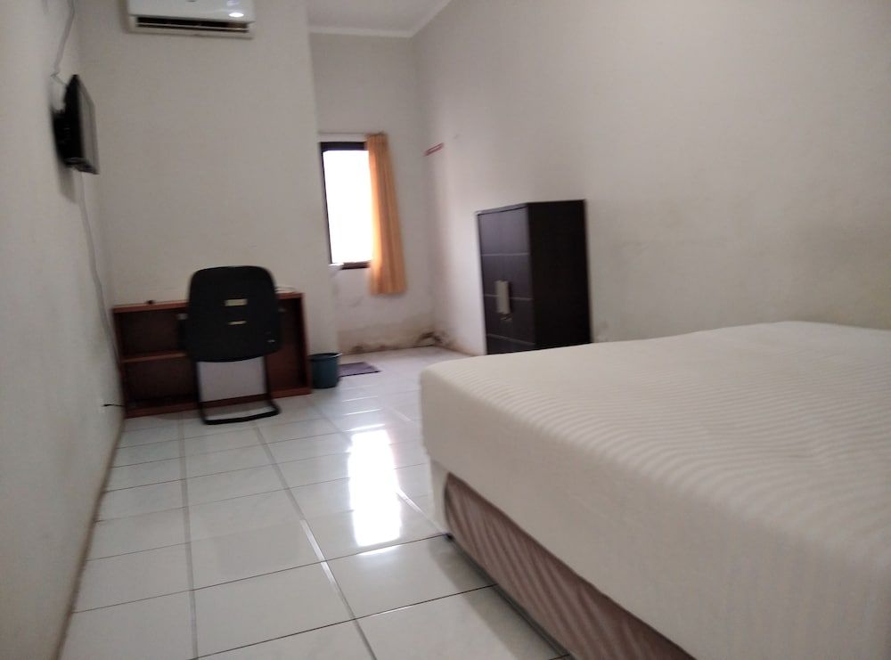 Wisma Anton Soedjarwo Standard Room 3