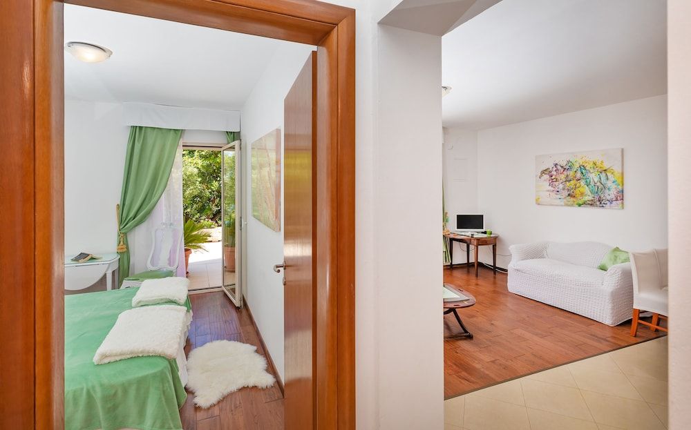 Residences Island View Superior Suite, Terrace, Sea View 5