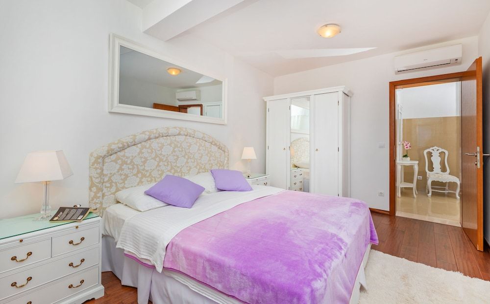 Residences Island View Superior Suite for 2+1, Sea View and terrace 2