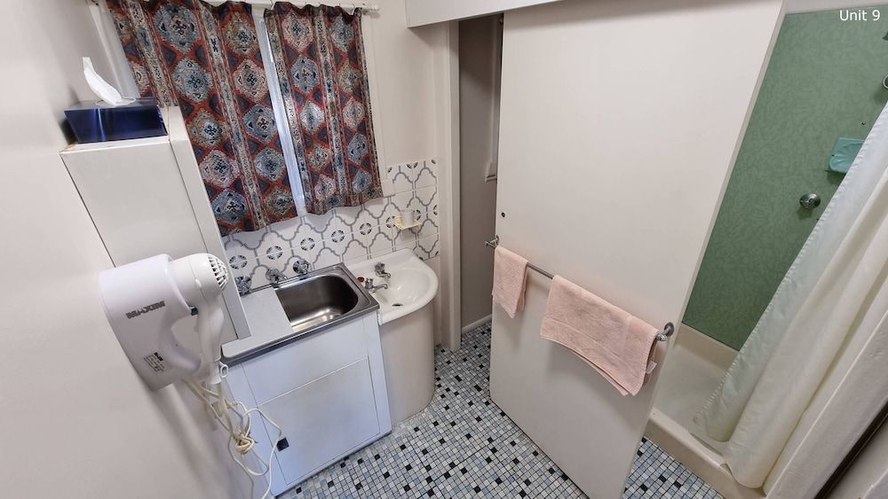 Flats Elite Standard Room, One Bedroom, Kitchen (Unit 9) 2