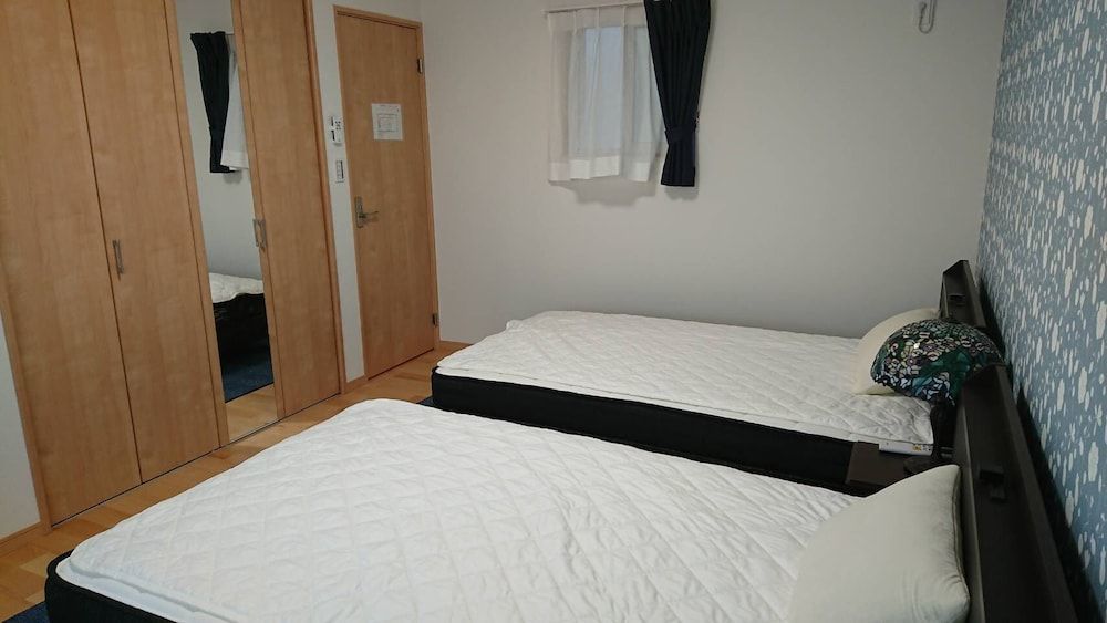 Twin Room with Extra Bed 2, Non Smoking