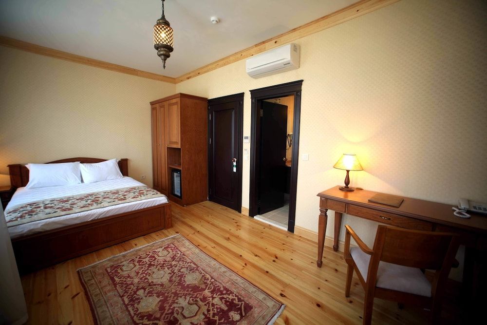 undefined Lalinn Hotel 2