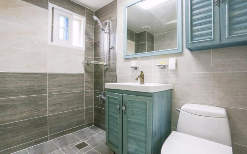 Busan O2 Pension Room (202 Ocean View) 9