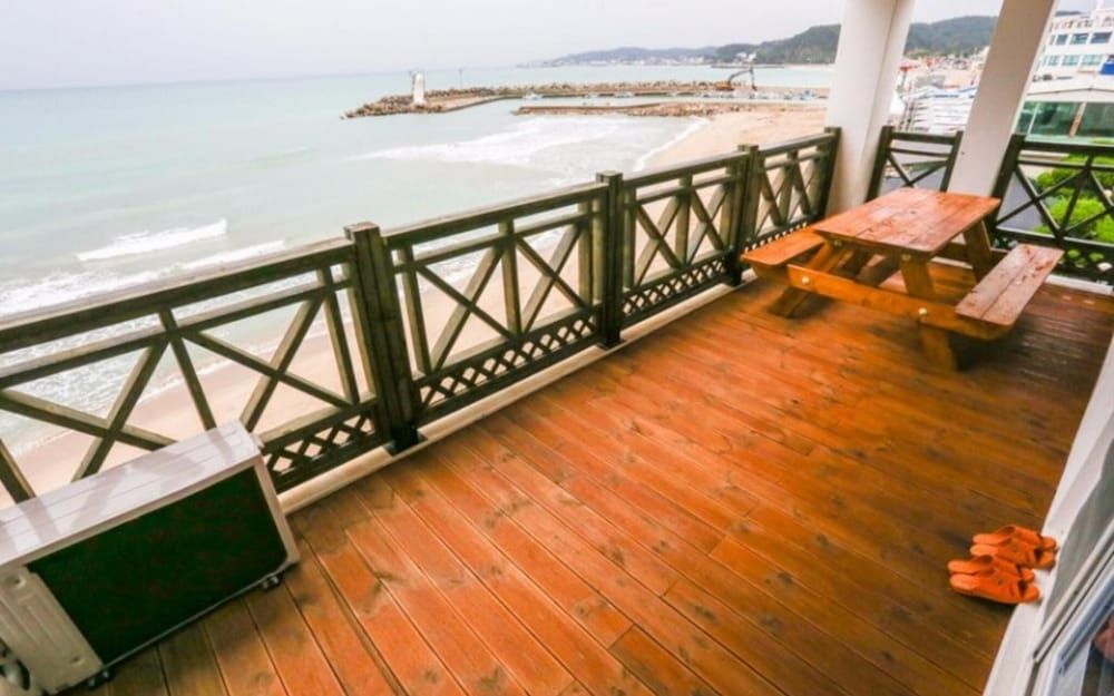 Busan O2 Pension Room (202 Ocean View) 10