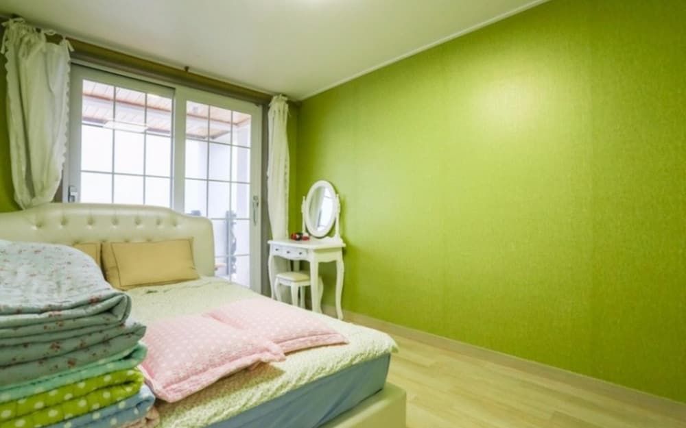 Busan O2 Pension Room (202 Ocean View) 5