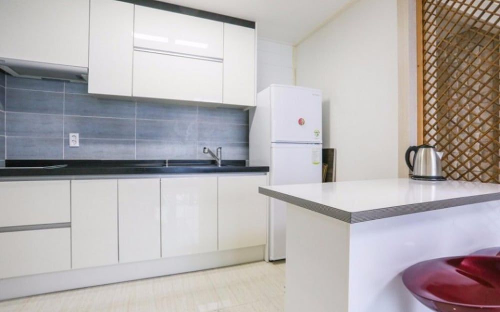 Busan O2 Pension Room (Room 302 (Ocean View)) 7