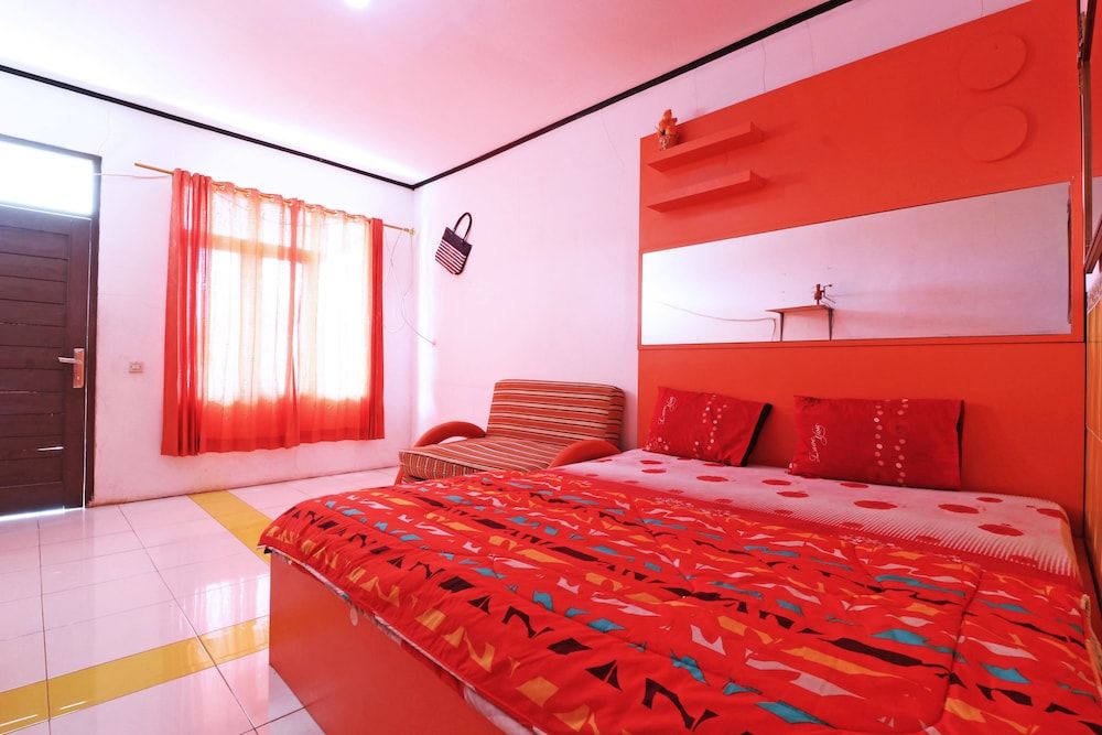 Hotel Agung Permata Artha Deluxe Room 2