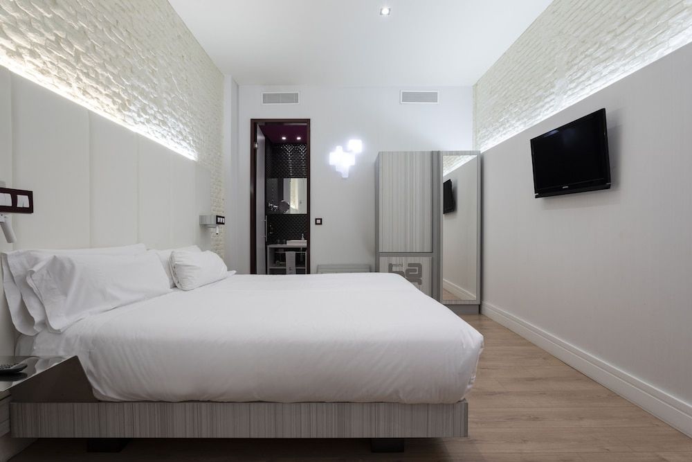 Petit Palace Lealtad Plaza Double 2