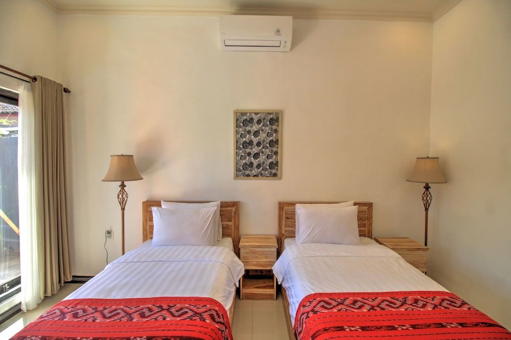 JnJ Guest House Deluxe Twin Room 2