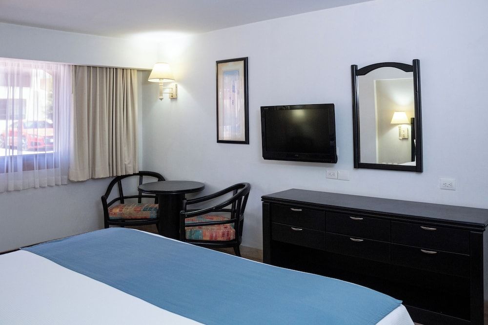 Hotel Armida Guaymas Executive Single Room, 1 King Bed 3
