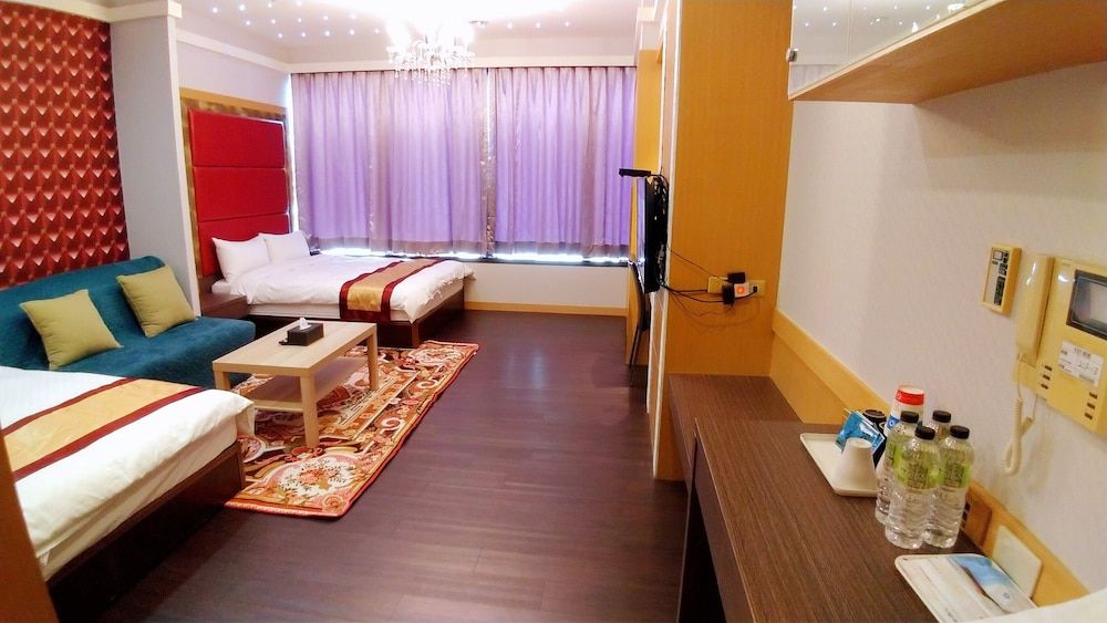 Family Quadruple Room, 2 Double Beds, City View