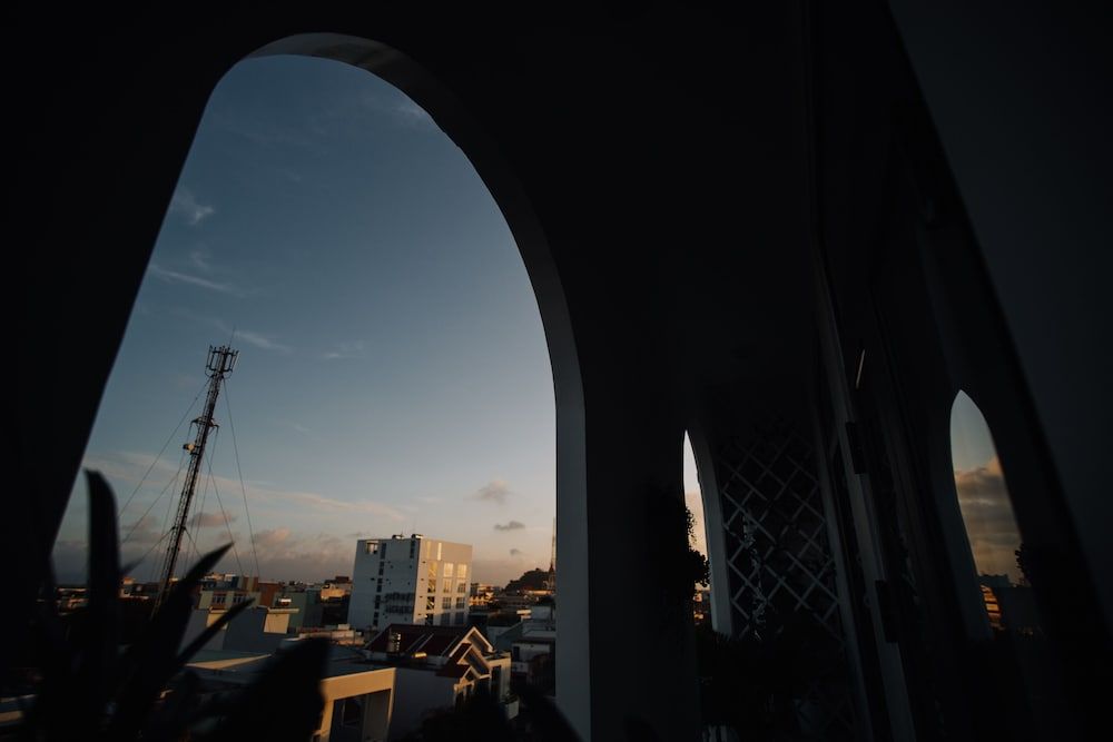 Marina Hotel Deluxe Family Room 10