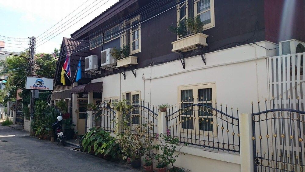undefined Baan Somboon Guesthouse 2