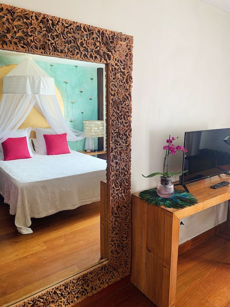 Hotel Boutique Valle de Oca Junior Studio Suite, Fireplace 9