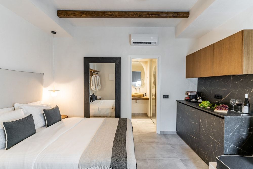 Amer Suites Fira