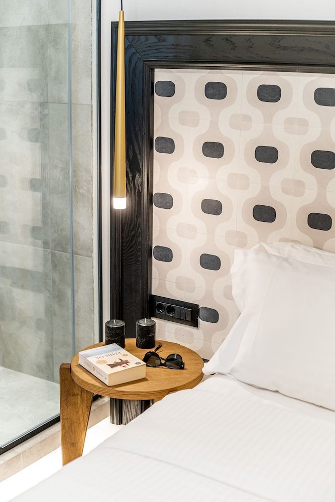 Amer Suites Fira Double Room 17