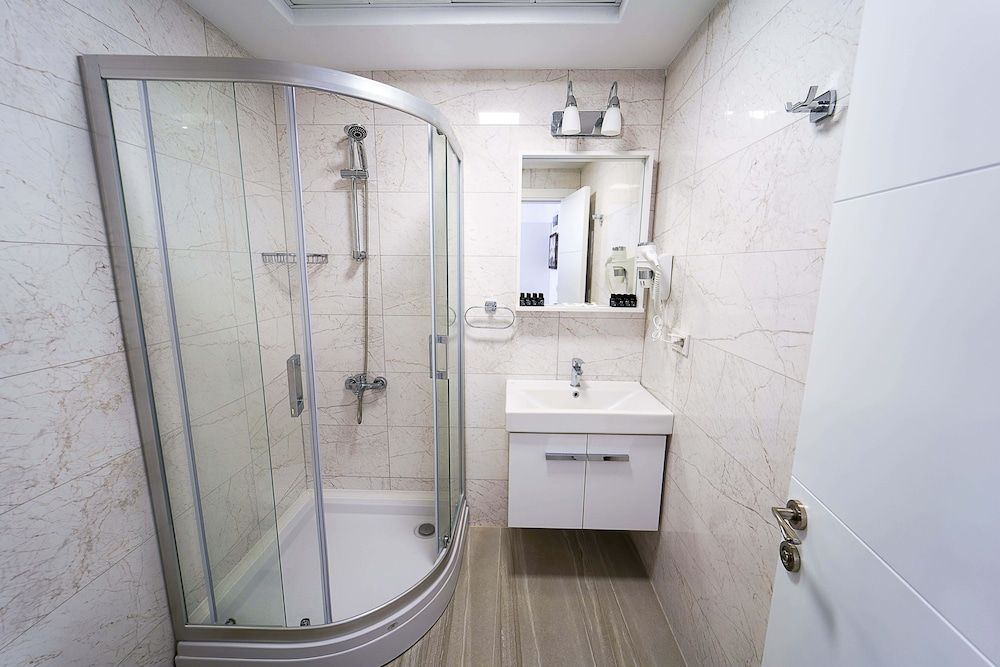 Tepehan Pansiyon Standard Room with Balcony 5