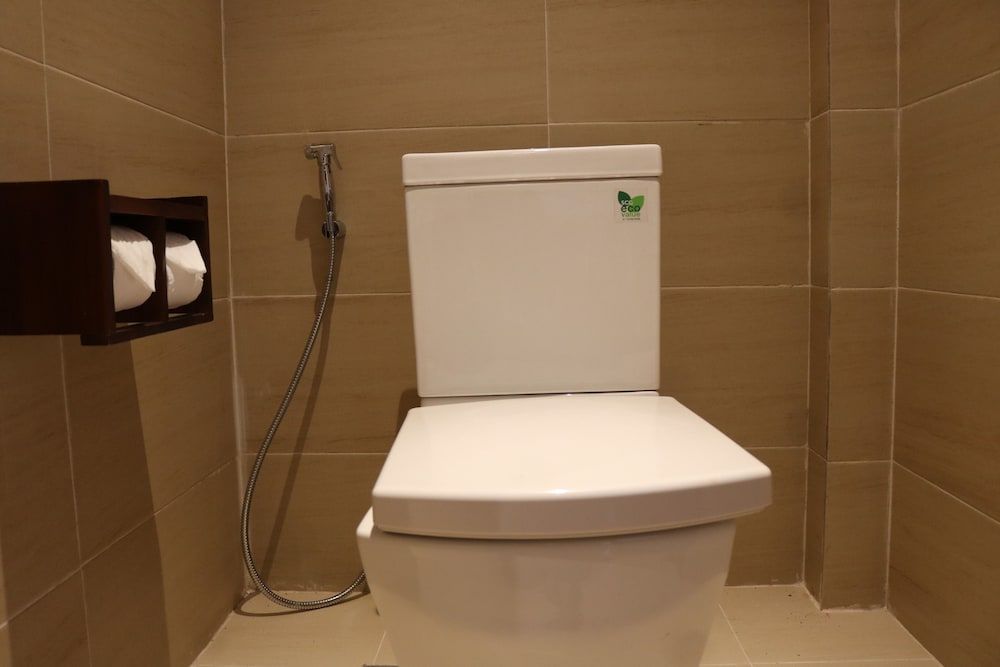 Houngvilai Hotel Deluxe Twin Room 11