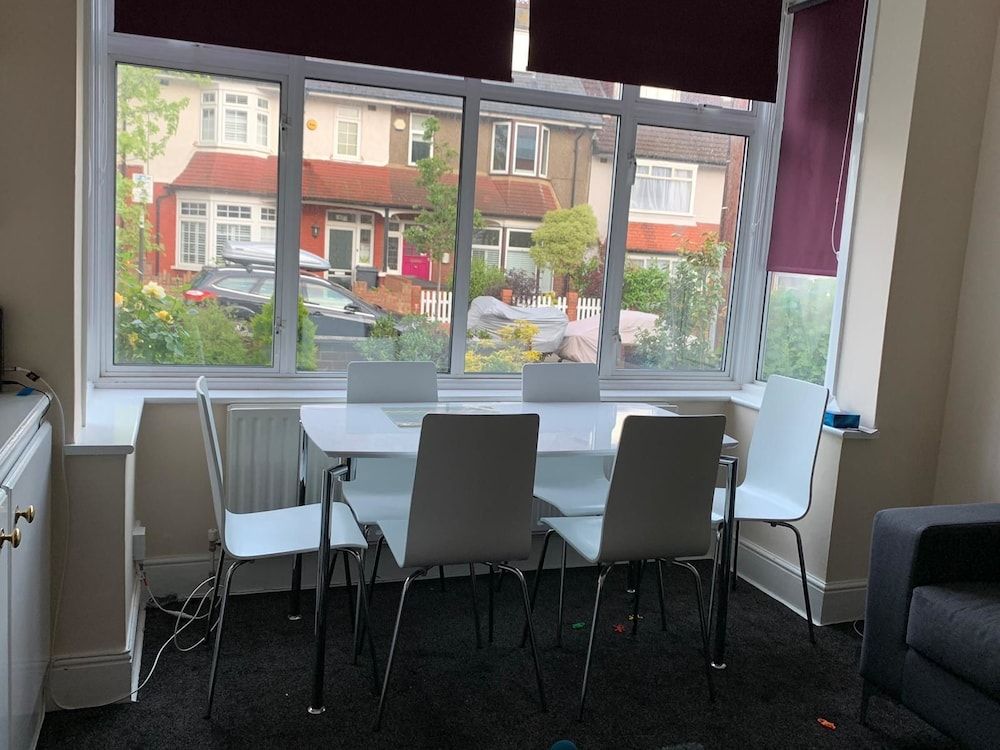 undefined Marble Apartments Tooting House 4