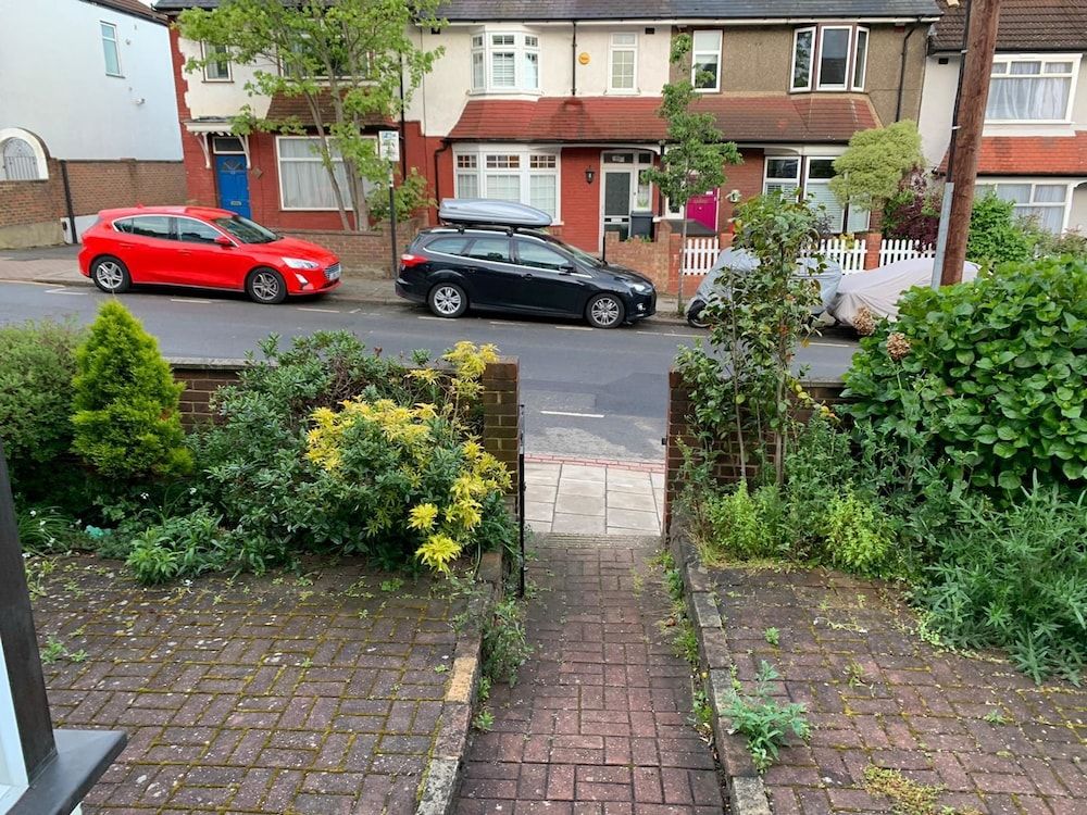 undefined Marble Apartments Tooting House 2