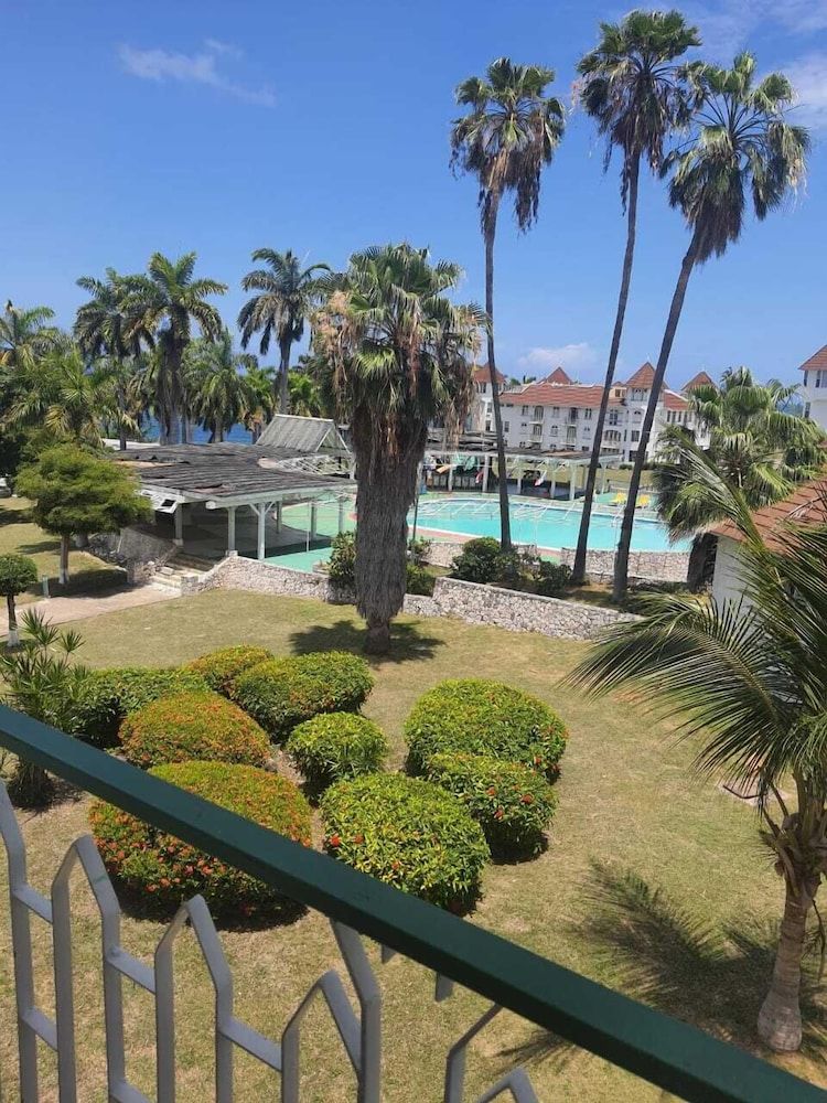 Seacastles Exclusive Vacation  Rentals Exclusive Apartment 4