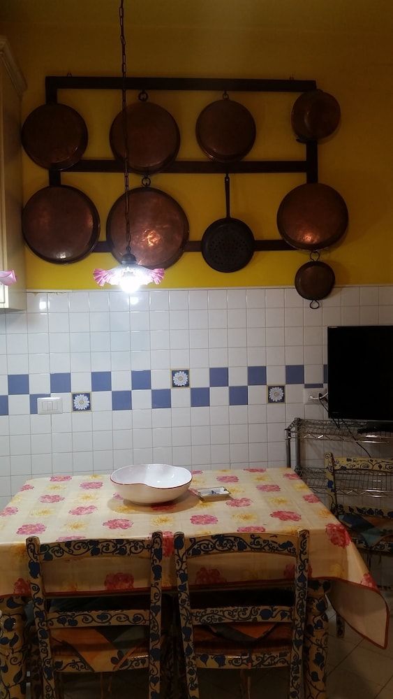 undefined Case Nicotera 6