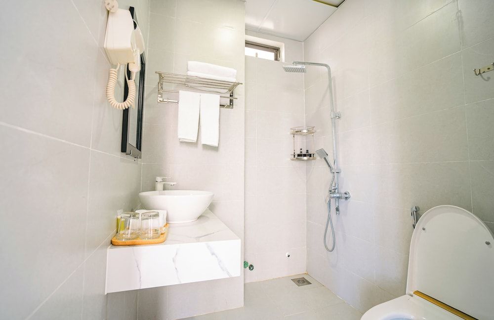 Beach Palm Villa Hoi An Family Room, Balcony 8