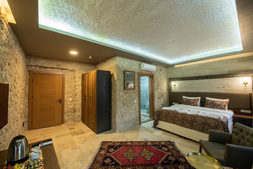 undefined Ahiyan Hotel 5