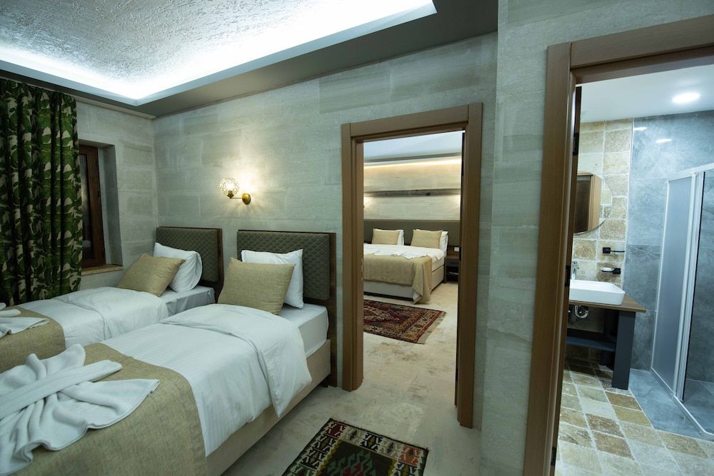 undefined Ahiyan Hotel 4