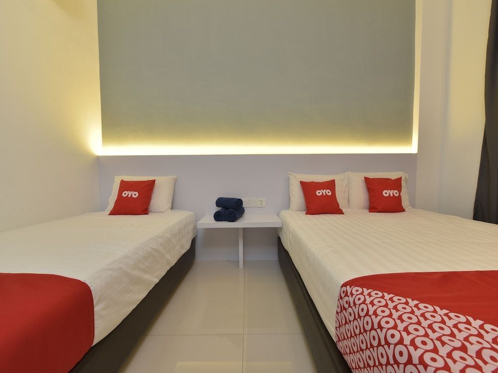 Capital O 90609 Gc Hotel Superior Suite 4