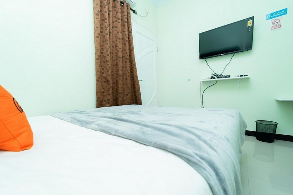 undefined KoolKost Syariah near Velodrome Rawamangun 9