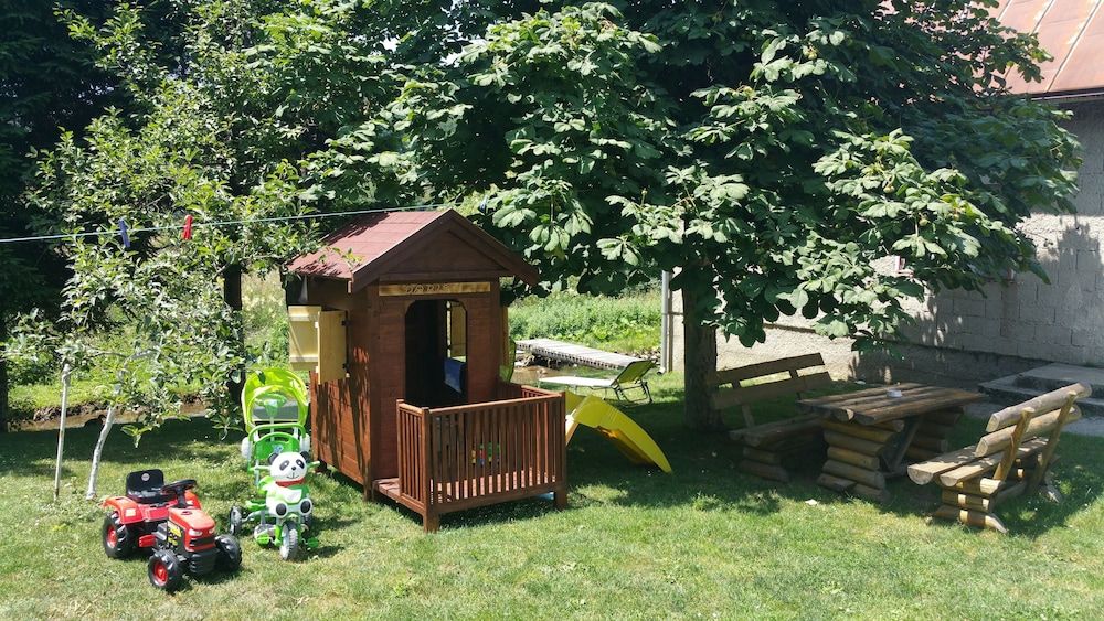 undefined Rustic Inn River 2 10