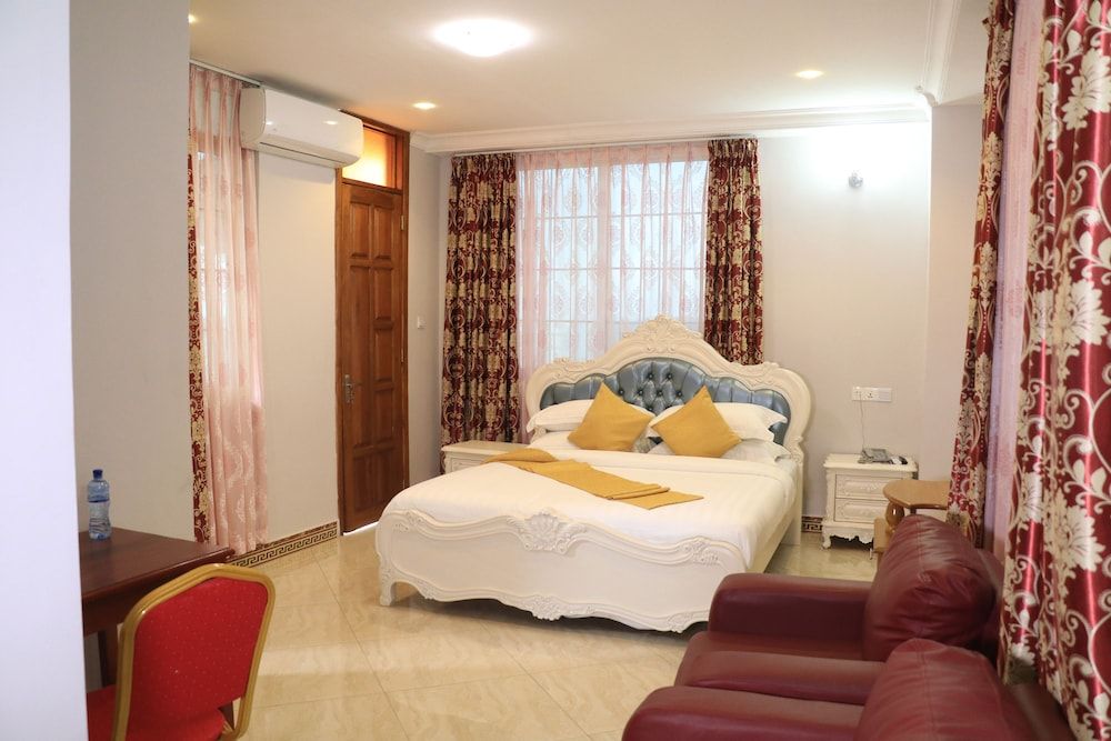 Mount Usambara Hotel Executive Room, Jetted Tub 3