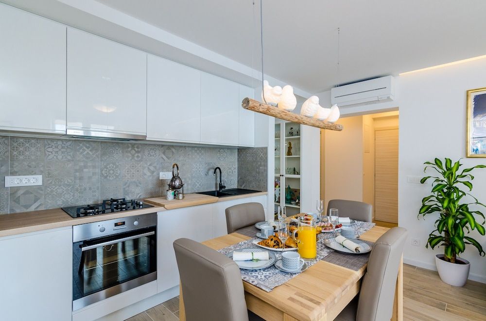 undefined Apartments Lazarin 7