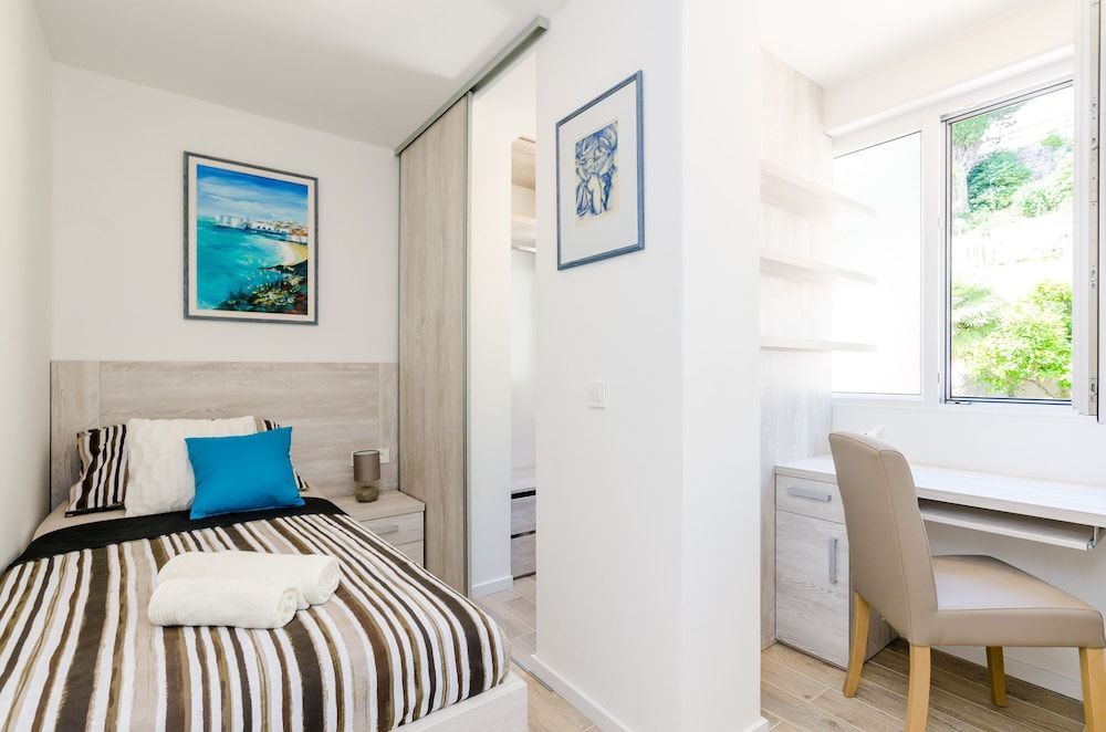 undefined Apartments Lazarin 6