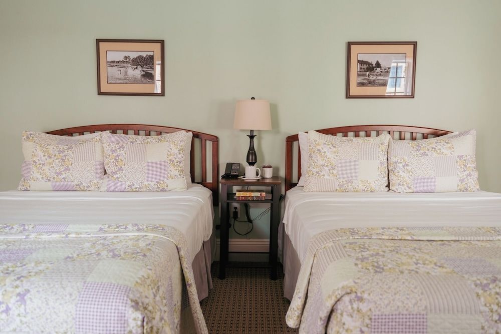The Hacienda Traditional Room, 2 Queen Beds 3
