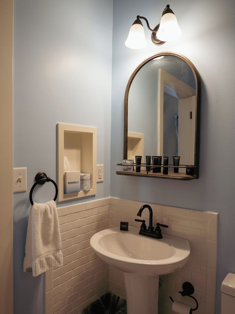 The Hacienda Traditional Room, 1 Queen Bed 15