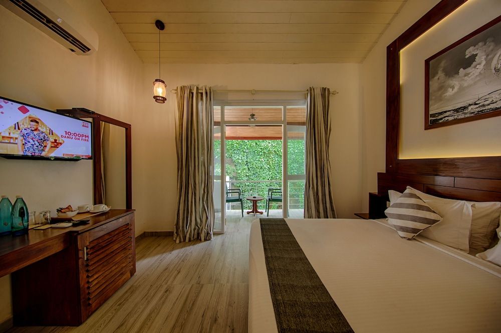 Deltora Boutique Hotel Deluxe Double Room, 1 King Bed, Non Smoking, Garden View 5
